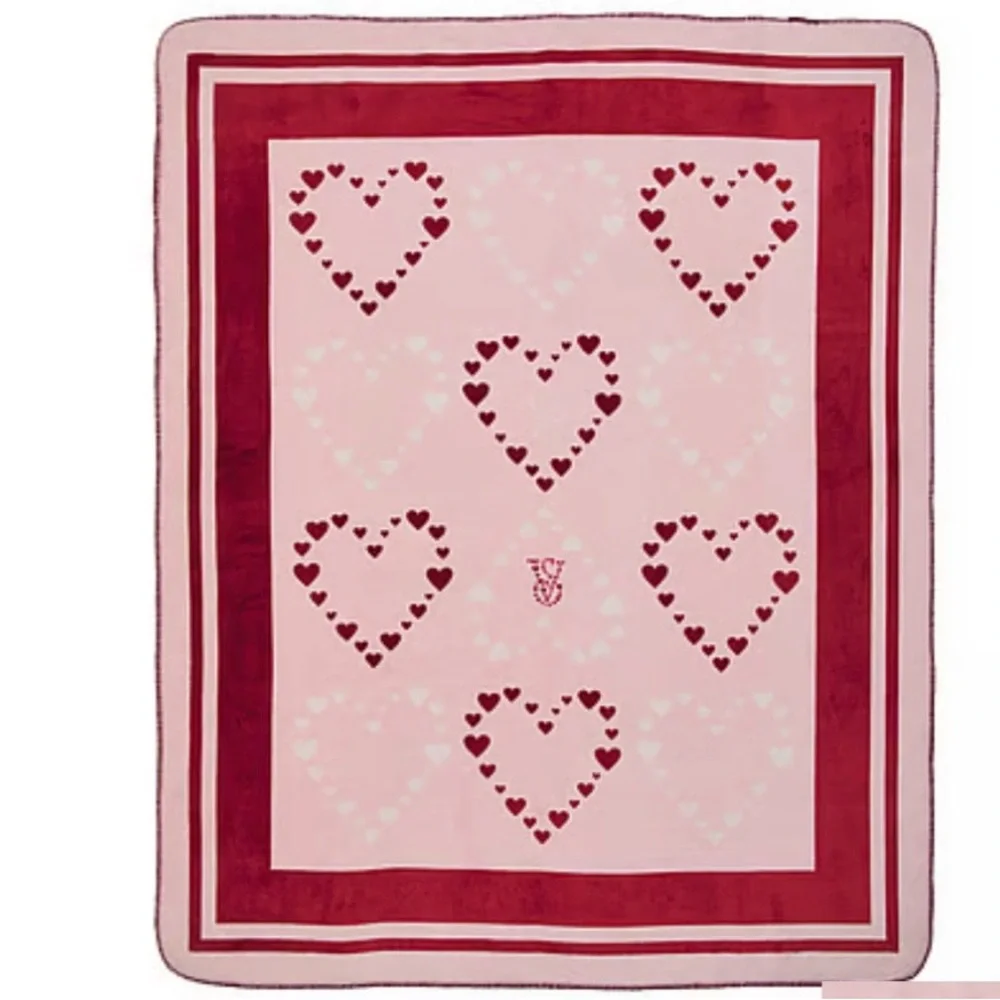 NEW Victoria's Secret Pink Plush Throw Blanket